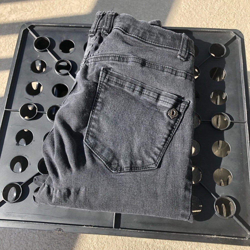 Stretchy skinny jeans